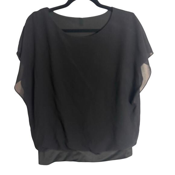 VIISHOW ♦︎ Women's Black Short Sleeve Top ♦︎ Size M - Picture 2 of 4